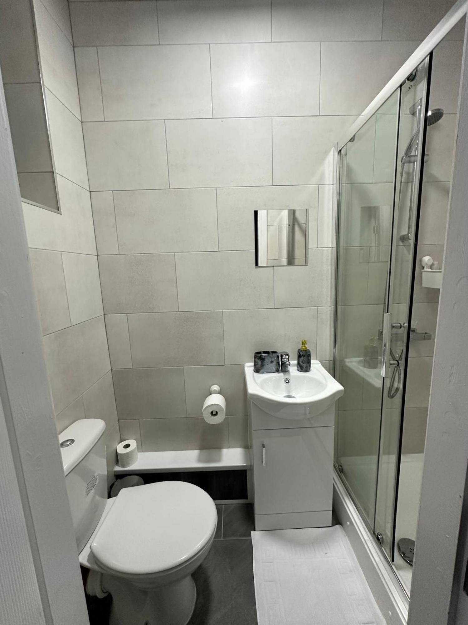 Private Luxurious City Studio-Daily,Weekly,Monthly Birmingham Luaran gambar